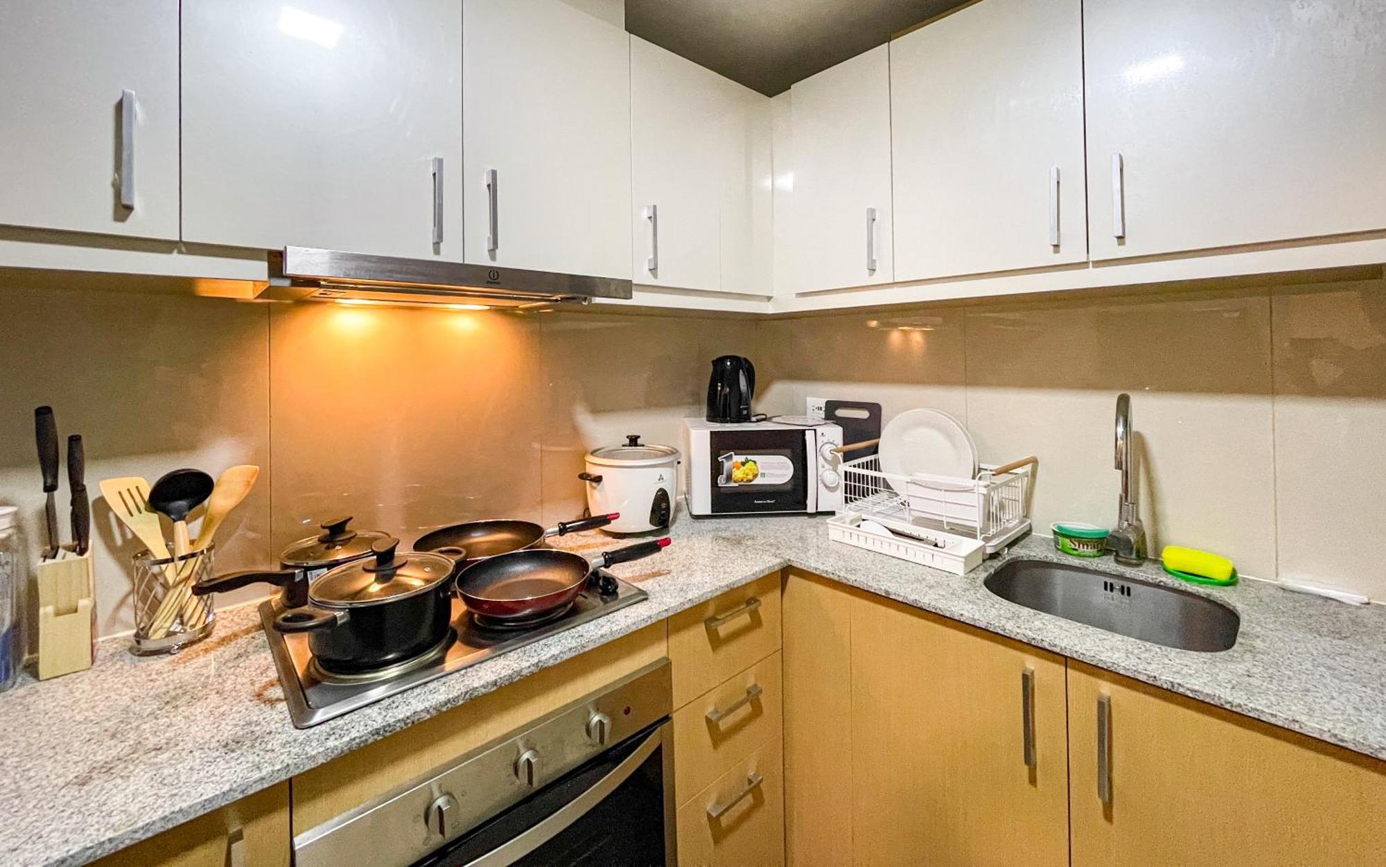 Cityscape View 2Br In Uptown Bgc W 200Mbps Wifi Taguig Exterior photo